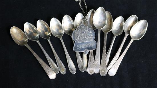 Sis Georgian silver teaspoons (4&2), a set of six later silver teaspoons and QEII Silver Jubilee wine label.